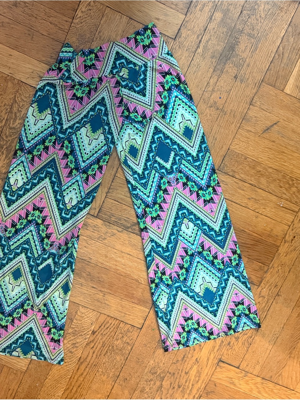 Vibrant Geo Print Wide-Leg Pants — Teal & Pink